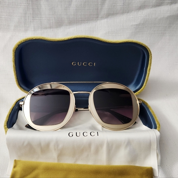 Gucci Gold GG0105S Gradient Round Sunglasses With Case, pouch and Dust cloth New - Picture 2 of 16